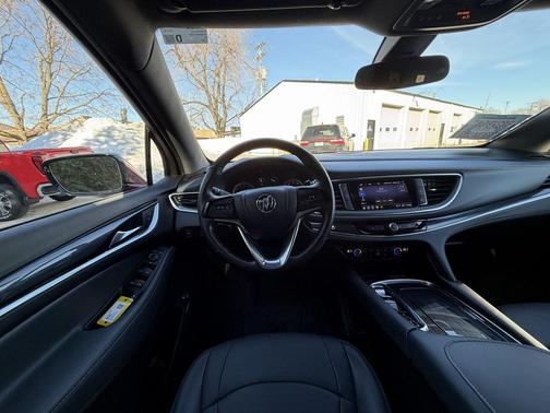 2024 Buick Enclave Essence AWD