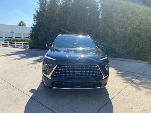 2025 Buick Enclave Avenir FWD