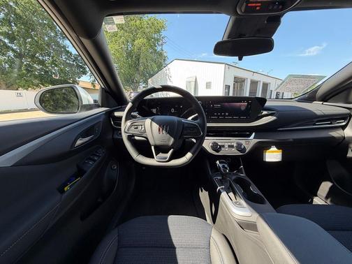 Summit White 2026 Buick Envista Preferred FWD