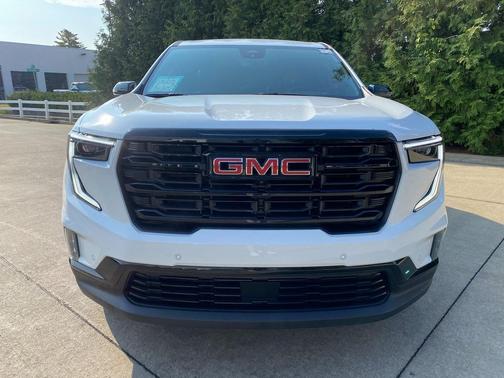 2024 GMC Acadia FWD Elevation