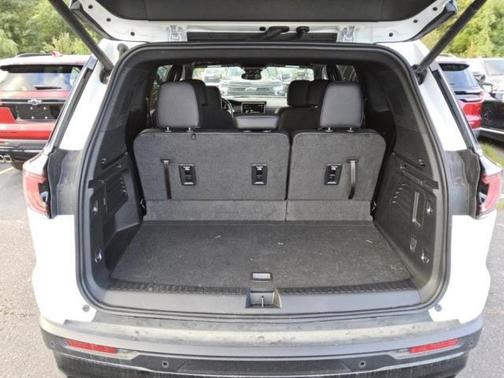 2024 GMC Acadia FWD Elevation