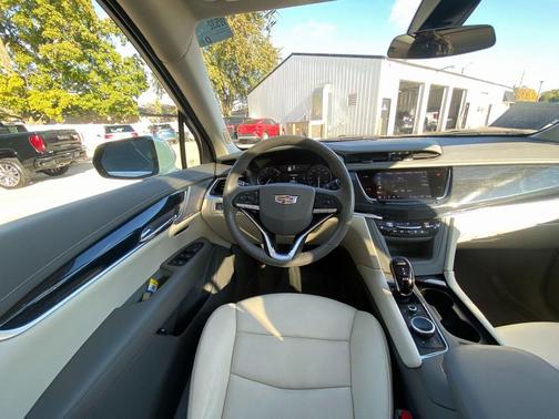 2024 Cadillac XT6 Premium Luxury AWD