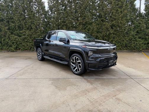 2024 Chevrolet Silverado EV First-Edition RST 4WD