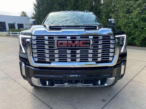 2026 GMC Sierra 3500 Denali