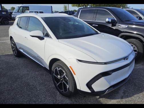 Summit White 2025 Chevrolet Equinox EV LT