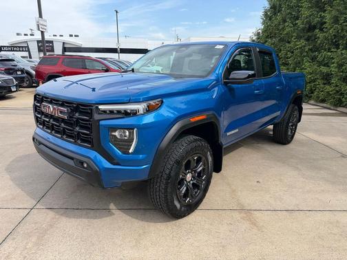 Dynamic Blue Metallic 2023 GMC Canyon Elevation