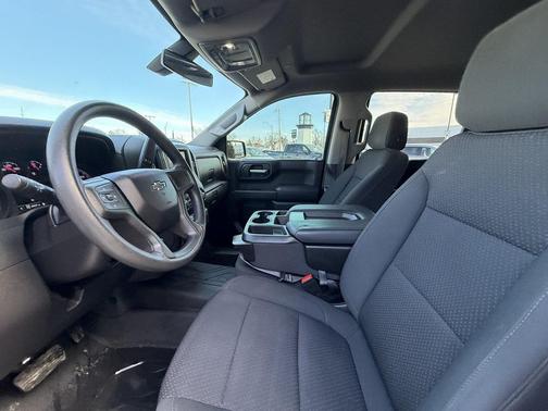 2022 Chevrolet Silverado 1500 Custom Trail Boss