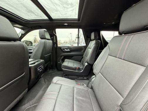 2022 Chevrolet Tahoe 4WD RST