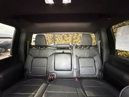 Black 2022 Chevrolet Silverado 2500 High Country