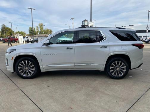 2022 Chevrolet Traverse Premier