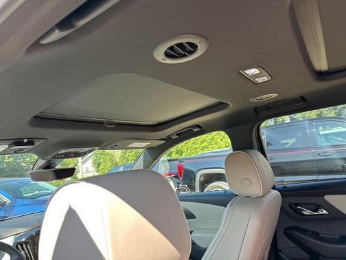 2022 Chevrolet Traverse Premier