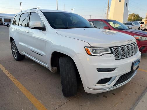 2019 Jeep Grand Cherokee Summit