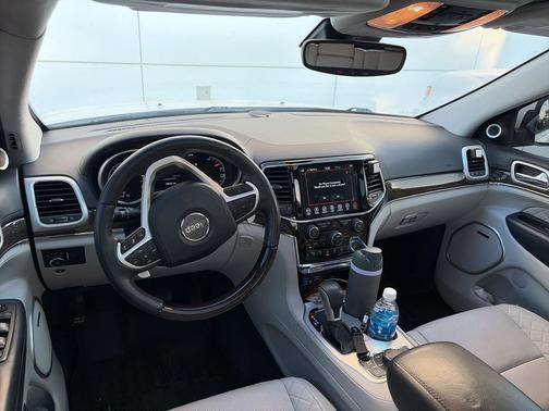 2019 Jeep Grand Cherokee Summit