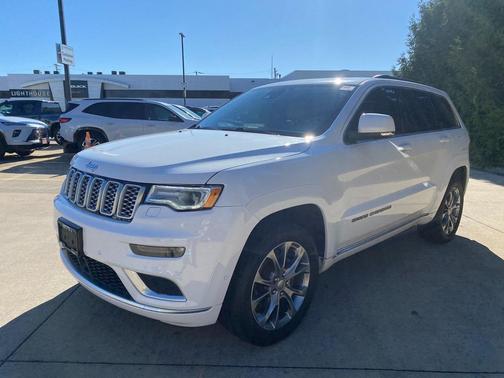 2019 Jeep Grand Cherokee Summit