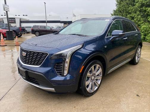 2021 Cadillac XT4 Premium Luxury