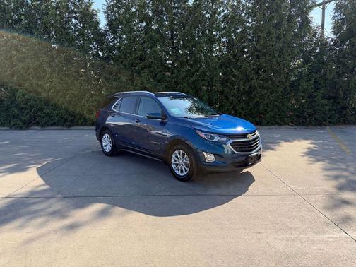 Pacific Blue Metallic 2019 Chevrolet Equinox 1LT