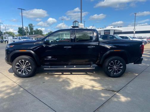 2025 GMC Canyon Denali