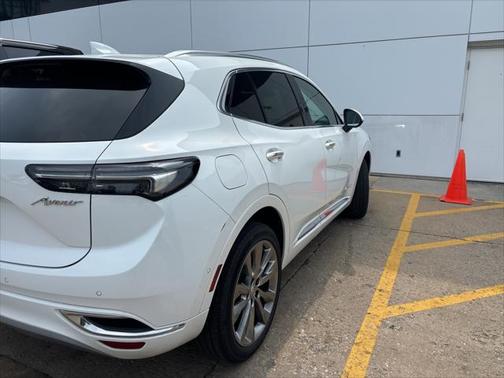 2022 Buick Envision AWD Avenir