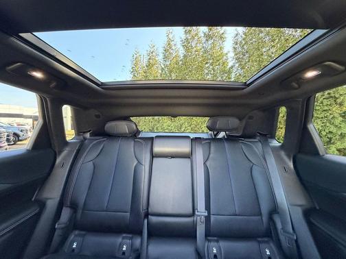 2025 Cadillac LYRIQ Sport