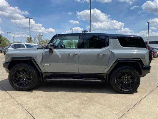 2024 GMC HUMMER EV SUV 2X