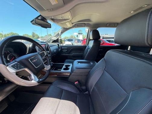 Onyx Black 2018 GMC Sierra 1500 SLT