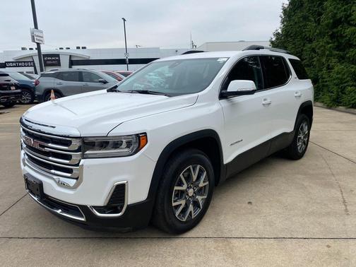 2023 GMC Acadia AWD SLT