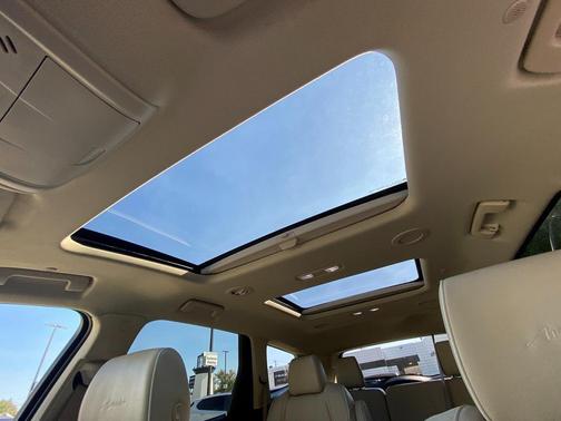 White Frost Tricoat 2024 Buick Enclave Avenir AWD