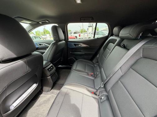 Sterling Gray Metallic 2025 Chevrolet Equinox EV LT