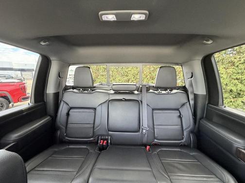 2023 GMC Sierra 2500 Denali