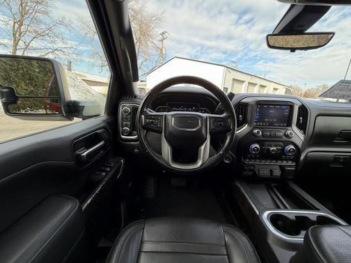 2023 GMC Sierra 2500 Denali