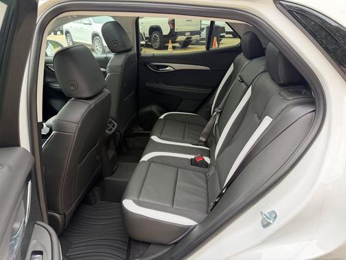 Summit White 2026 Buick Envision Sport Touring AWD