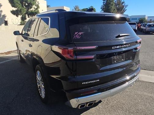 2025 GMC Acadia Denali