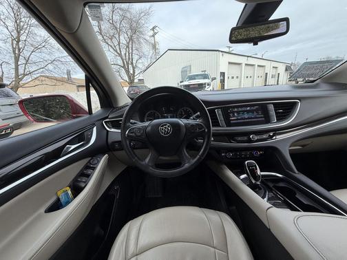 2018 Buick Enclave Essence