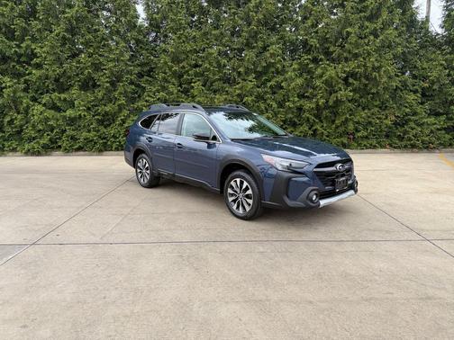 Cosmic Blue Pearl 2024 Subaru Outback Limited