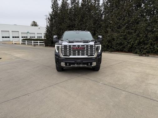 2025 GMC Sierra 3500 Denali