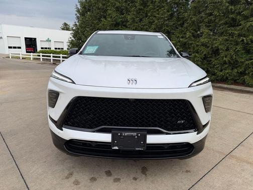 White Frost Tricoat 2025 Buick Enclave Sport Touring