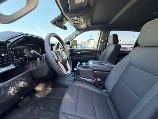 2026 GMC Sierra 2500 SLE