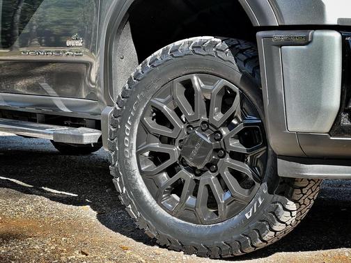 2026 GMC Sierra 2500 Denali
