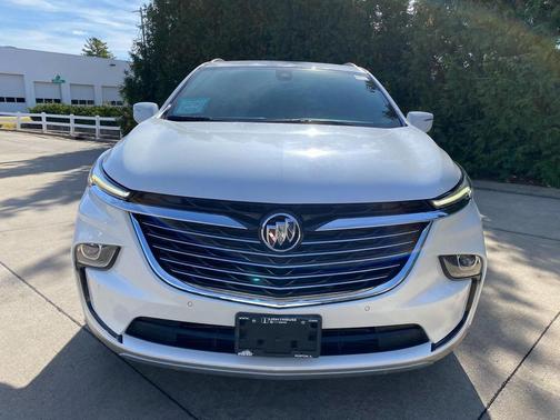 2023 Buick Enclave Essence FWD