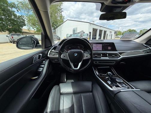 Alpine White 2019 BMW X7 xDrive50i