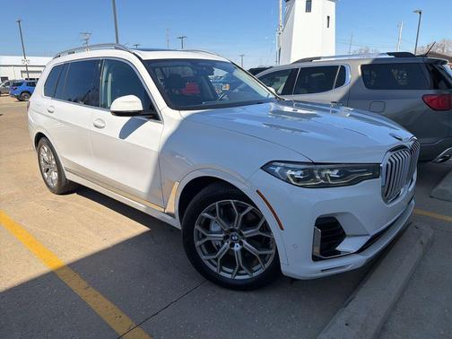 Alpine White 2019 BMW X7 xDrive50i