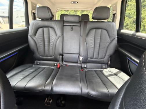 Alpine White 2019 BMW X7 xDrive50i