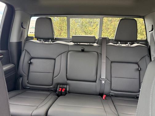 2026 GMC Sierra 2500 Denali