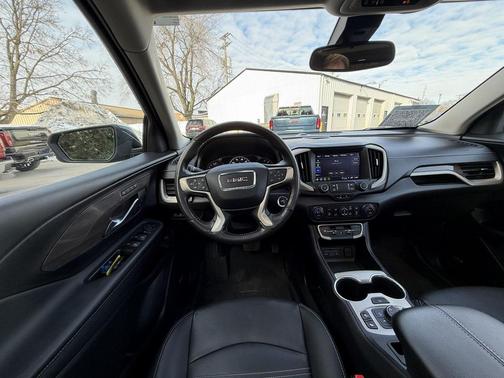 2022 GMC Terrain Denali