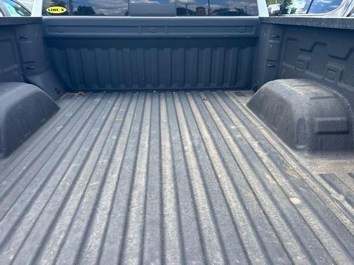 White Frost Tricoat 2019 GMC Sierra 1500 SLT
