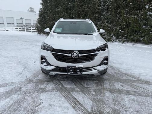 White Frost Tricoat 2023 Buick Encore GX Essence