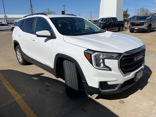 2022 GMC Terrain SLE