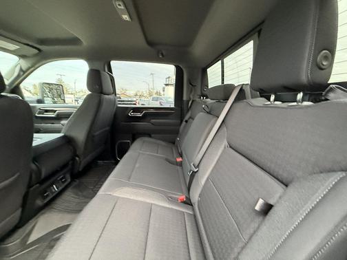 2026 GMC Sierra 2500 SLE