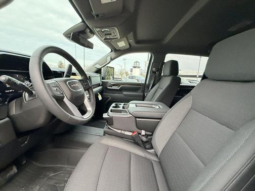 2026 GMC Sierra 2500 SLE