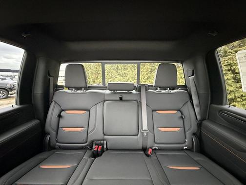 2026 GMC Sierra 2500 AT4